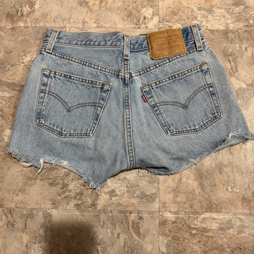 Levi's 501 Denim Shorts Size 29 Distressed Cut Off Button Fly - Picture 5 of 9